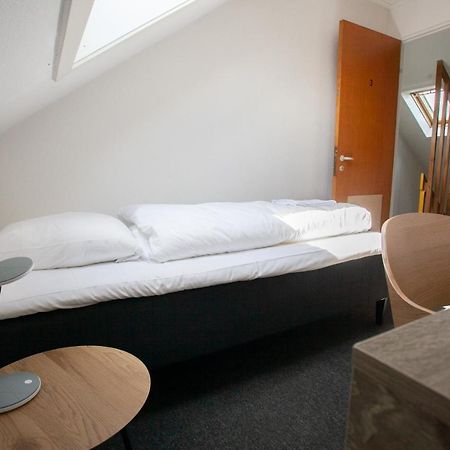 The Bird / Guesthouse / 10 Min Walk Downtown Torshavn Luaran gambar