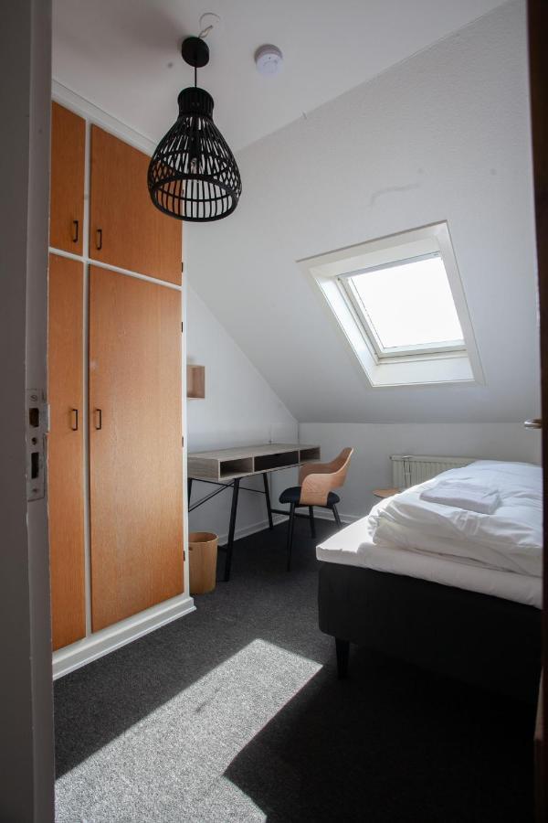 The Bird / Guesthouse / 10 Min Walk Downtown Torshavn Luaran gambar