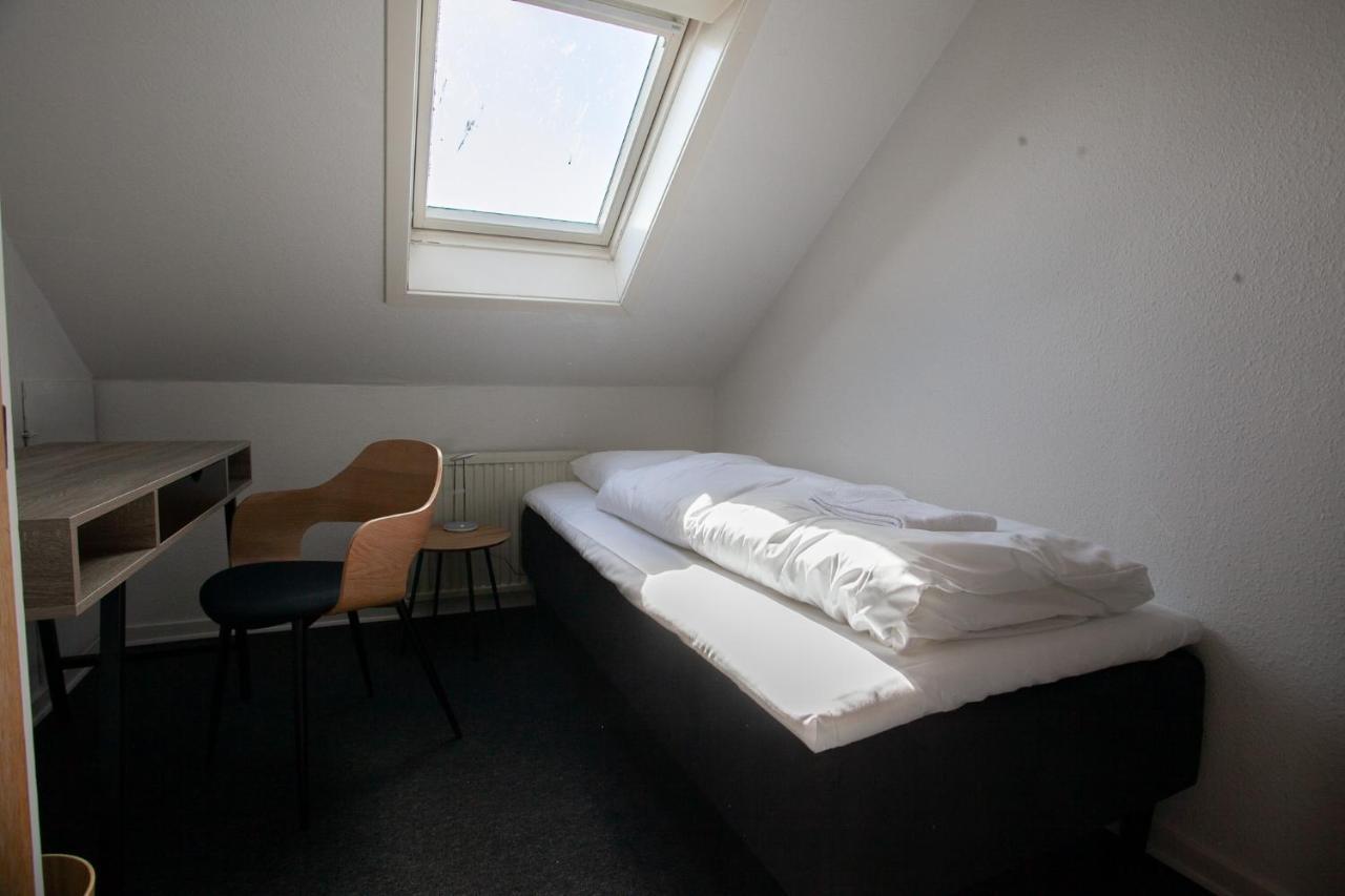The Bird / Guesthouse / 10 Min Walk Downtown Torshavn Luaran gambar